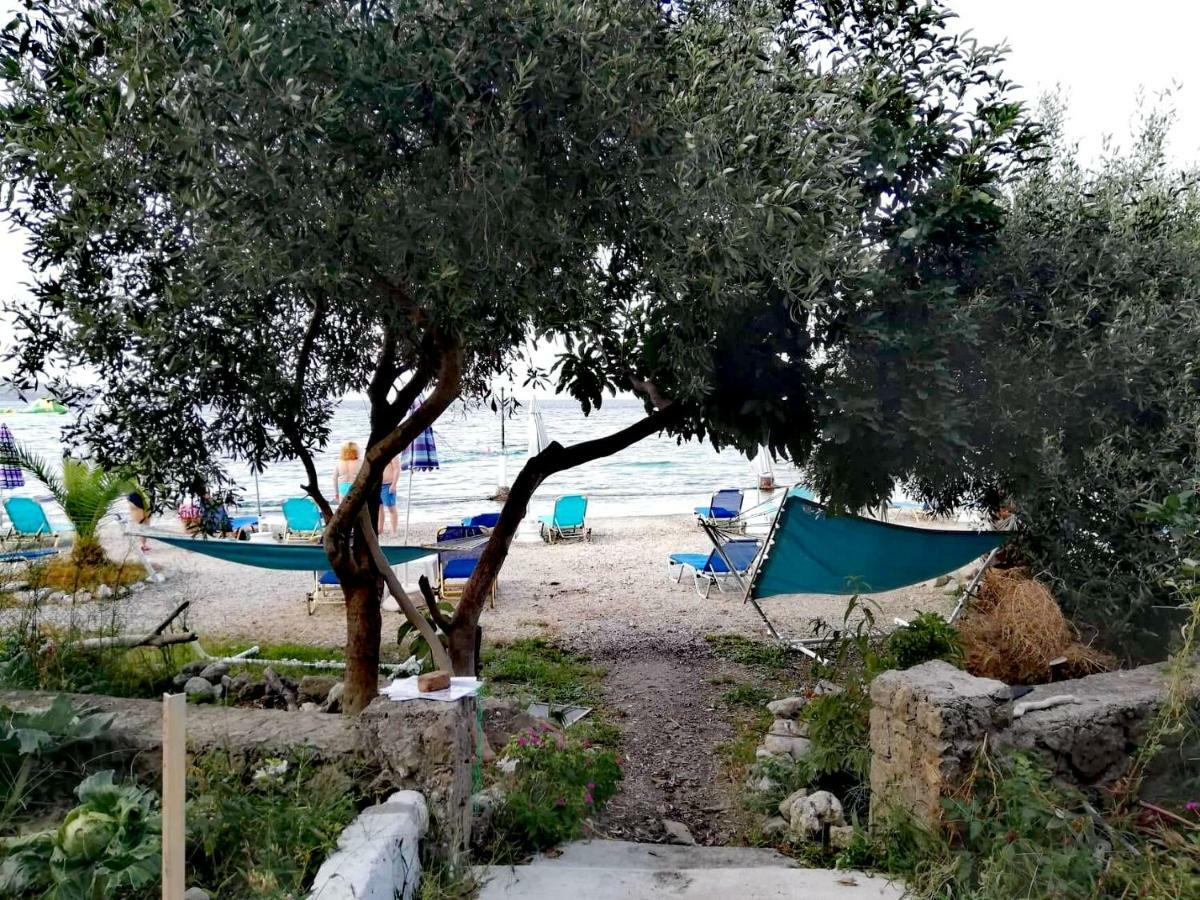 Vassia'S Beach Houses Benitses  Exterior photo